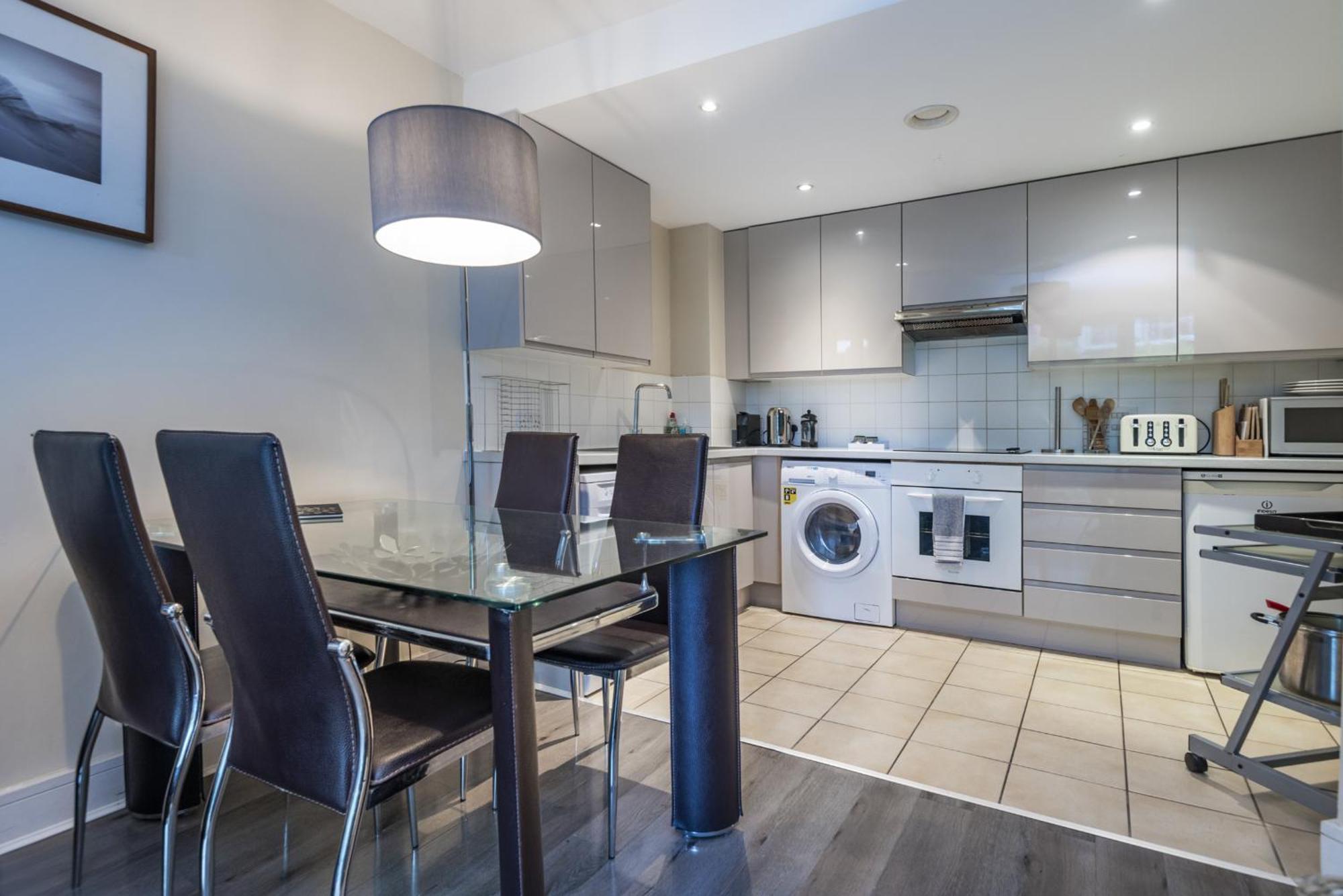 Riverside Apartment London Exterior photo